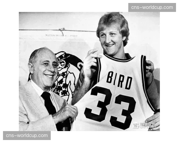 NBA与 NCAA 合作推出球员财务素养教育计划，面向所有参赛大学生球员。