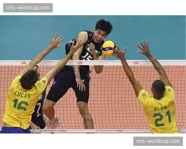 VNL揭幕战：巴西男排苦战五局力克卫冕冠军意大利，里尔拿下28分